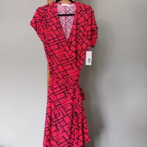 Size 1x coral and navy blue wrap dress